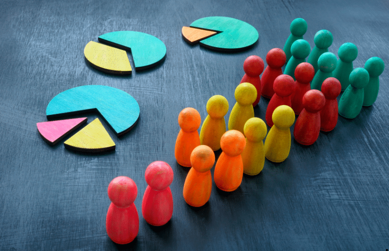 Colorful objects on a navy background represent segmentation options.